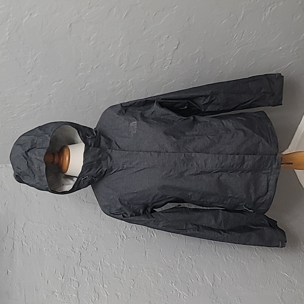 The North Face light weight jacket (T101)